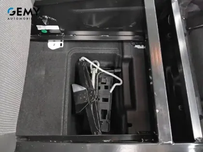 Photo 19 Peugeot Partner  FOURGON STANDARD 650 KG BLUEHDI 75 BVM5