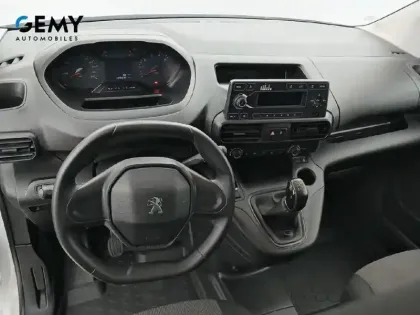 Photo 7 Peugeot Partner  FOURGON STANDARD 650 KG BLUEHDI 75 BVM5