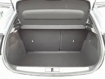 Photo 5 Peugeot 208  Hybrid 100 e-DCS6