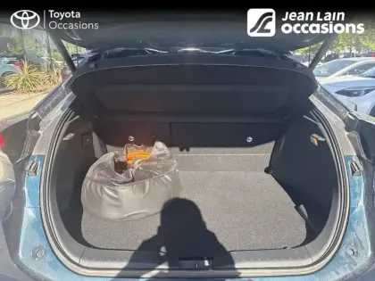 Photo 9 Toyota C-HR  Hybride Rechargeable 225