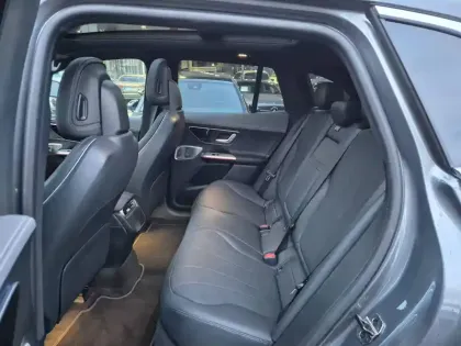 Photo 8 Mercedes EQE  SUV 350 4MATIC