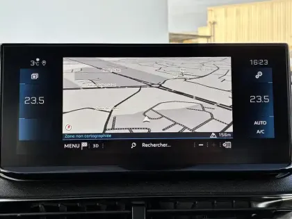 Photo 23 Peugeot 3008  BlueHDi 130ch S&S EAT8