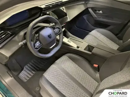 Photo 14 Peugeot 308  Hybrid 145 e-DCS6