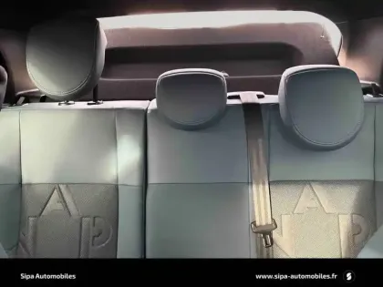 Photo 12 Fiat Grande Panda  T-Gen 3 1.2 Hybrid Turbo 110 ch eDCT6