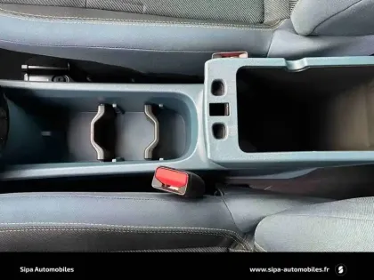 Photo 23 Fiat Grande Panda  T-Gen 3 1.2 Hybrid Turbo 110 ch eDCT6