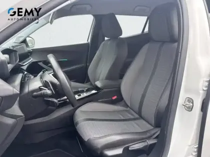 Photo 8 Peugeot 2008  BlueHDi 130 S&S EAT8