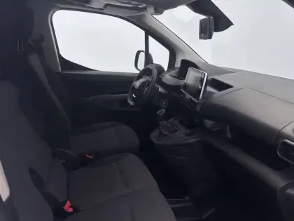 Photo 6 Peugeot Partner  FOURGON STANDARD 650 KG BLUEHDI 100 S&S BVM5