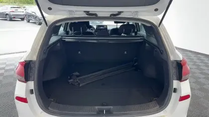 Photo 17 Hyundai I30  SW 1.0 T-GDi 120 iBVM6 Hybrid 48V