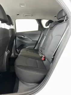 Photo 15 Hyundai I30  SW 1.0 T-GDi 120 iBVM6 Hybrid 48V