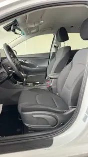 Photo 6 Hyundai I30  SW 1.0 T-GDi 120 iBVM6 Hybrid 48V