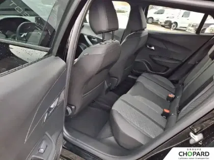 Photo 10 Peugeot 2008  Hybrid 145 e-DCS6