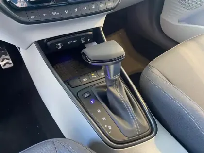 Photo 12 Hyundai Bayon  1.0 T-GDi 100 DCT-7