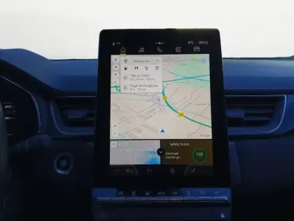 Photo 15 Renault Captur  E-Tech full hybrid 145 ch