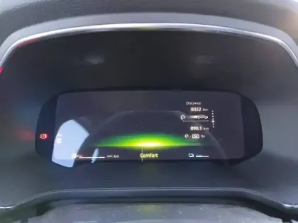 Photo 14 Renault Captur  E-Tech full hybrid 145 ch