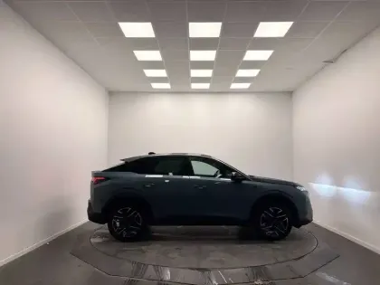 Photo 53 Peugeot 3008  Hybrid 145 e-DCS6