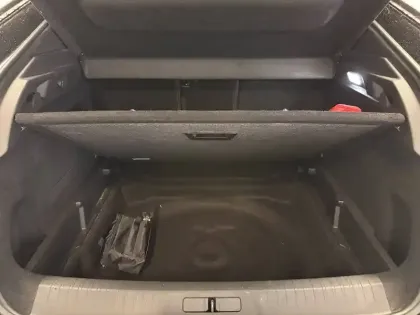 Photo 83 Peugeot 3008  Hybrid 145 e-DCS6