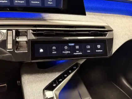 Photo 90 Peugeot 3008  Hybrid 145 e-DCS6