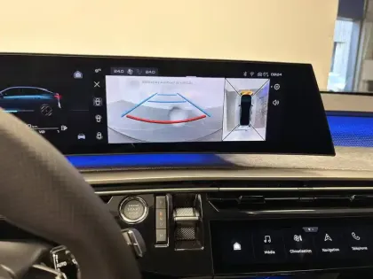 Photo 140 Peugeot 3008  Hybrid 145 e-DCS6