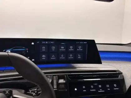 Photo 88 Peugeot 3008  Hybrid 145 e-DCS6