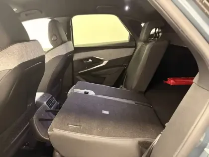 Photo 122 Peugeot 3008  Hybrid 145 e-DCS6