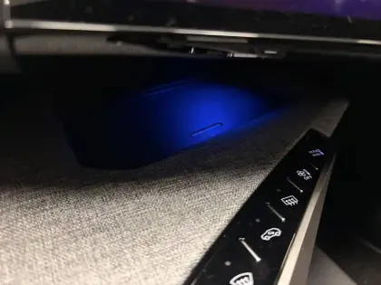 Photo 143 Peugeot 3008  Hybrid 145 e-DCS6