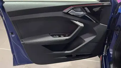 Photo 10 Audi A1  Sportback 40 TFSI 207 ch S tronic 7