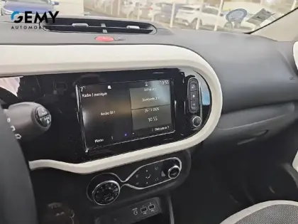 Photo 12 Renault Twingo  III E-Tech