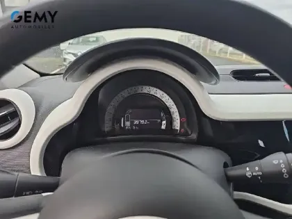 Photo 13 Renault Twingo  III E-Tech