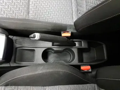 Photo 33 Renault Clio  E-Tech full hybrid 145