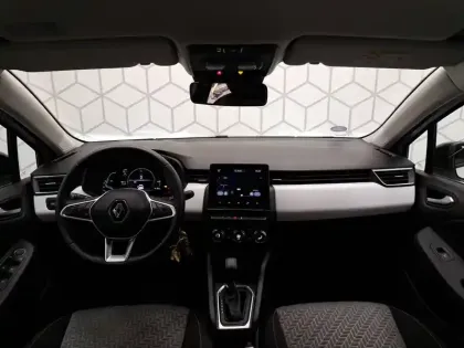 Photo 41 Renault Clio  E-Tech full hybrid 145