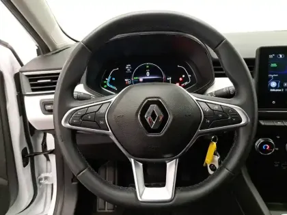 Photo 31 Renault Clio  E-Tech full hybrid 145