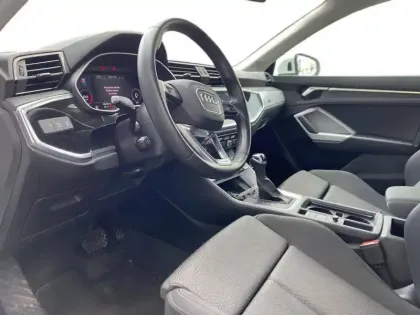 Photo 14 Audi Q3  Sportback 35 TFSI 150 ch S tronic 7