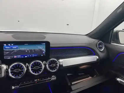 Photo 24 Mercedes EQB  250+