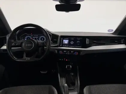 Photo 25 Audi A1  Sportback 30 TFSI 110 ch S tronic 7