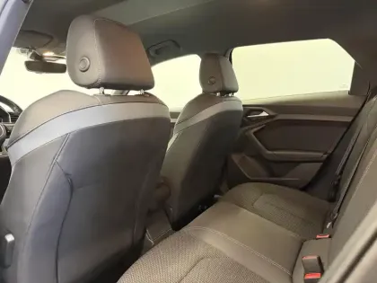 Photo 17 Audi A1  Sportback 30 TFSI 110 ch S tronic 7