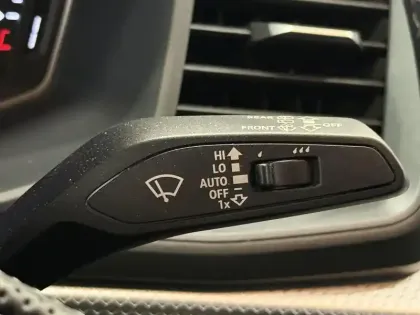 Photo 7 Audi A1  Sportback 30 TFSI 110 ch S tronic 7