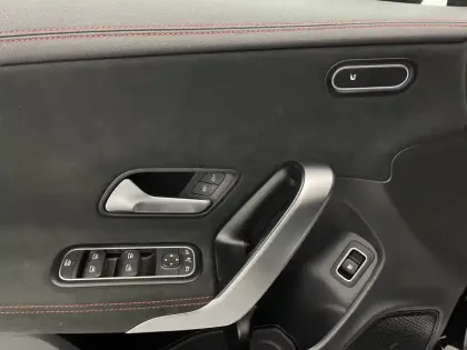 Photo 25 Mercedes CLA  Shooting Brake 250 e 8G-DCT