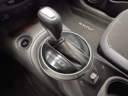 Photo 46 Nissan Juke  HYBRID 143