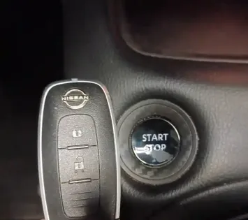 Photo 44 Nissan Juke  HYBRID 143