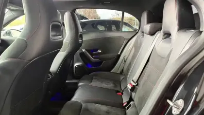 Photo 6 Mercedes Classe A  180 7G-DCT