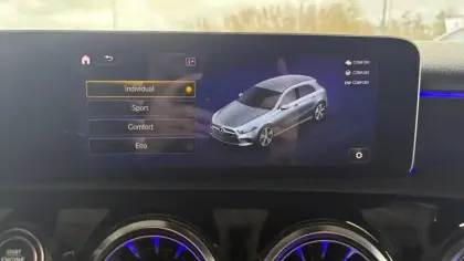 Photo 22 Mercedes Classe A  180 7G-DCT