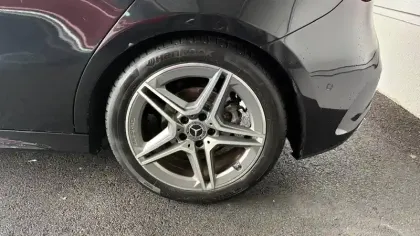 Photo 39 Mercedes Classe A  180 7G-DCT