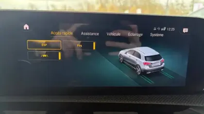 Photo 27 Mercedes Classe A  180 7G-DCT