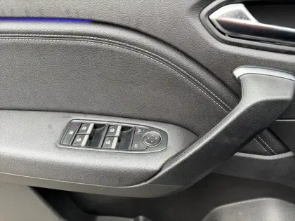 Photo 19 Renault Captur  TCe 90