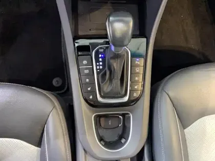 Photo 20 Hyundai Ioniq  Plug-in 141 ch