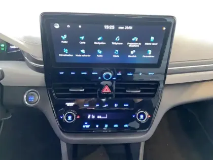 Photo 21 Hyundai Ioniq  Plug-in 141 ch