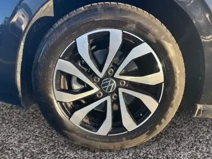 Photo 8 Volkswagen Golf  1.0 TSI OPF 110 BVM6