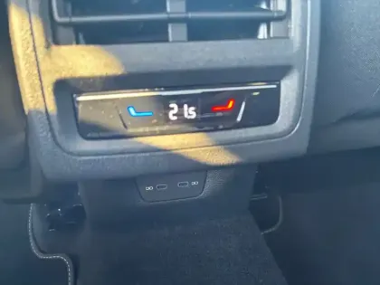 Photo 17 Volkswagen Golf  1.0 TSI OPF 110 BVM6