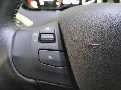 Photo 58 Peugeot 208  PureTech 82ch S&S BVM5