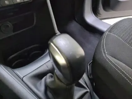 Photo 44 Peugeot 208  PureTech 82ch S&S BVM5